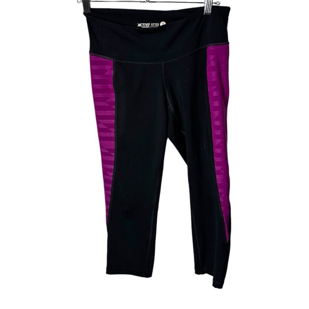 Old Navy Cropped Active Wear Pants Size Small